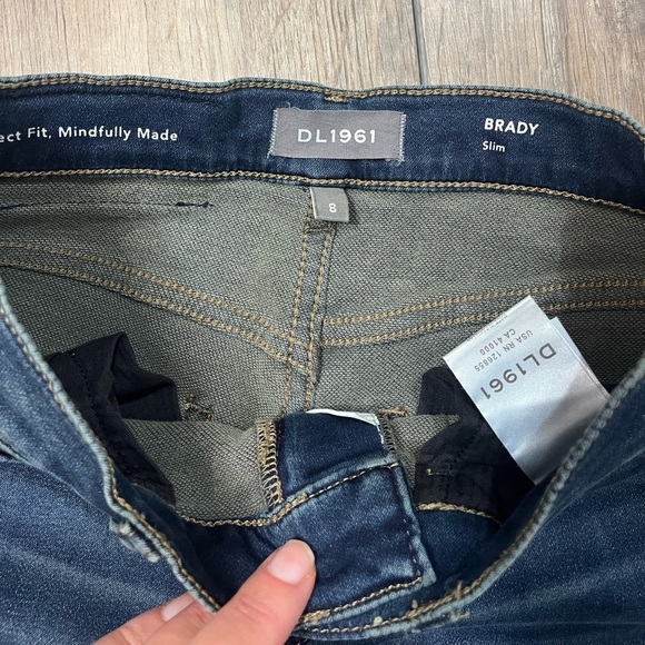 DL1961 Boys Brady Slim Jeans 8 Skinny Premium Denim Vibes Blue Med. Wash Stretch - Picture 3 of 12